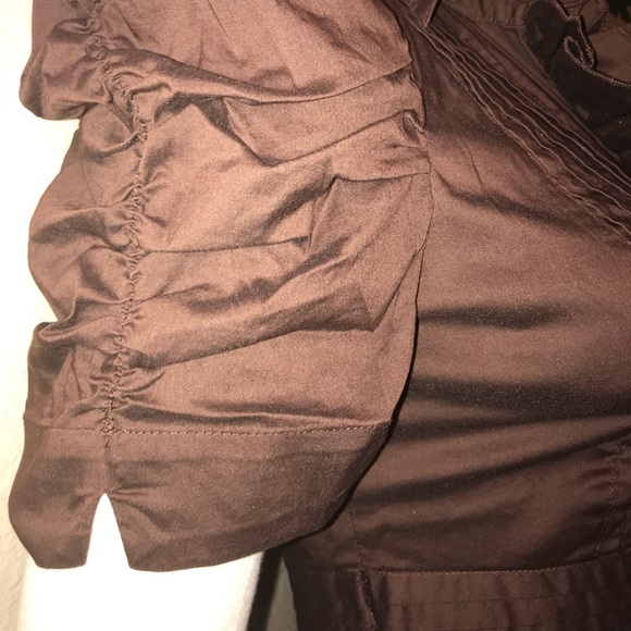 Bebe Chocolate Ruffle Blouse w/Puff Sleeves - Picture 4 of 8